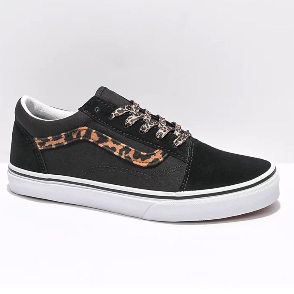 Vans Old Skool Black Suede Leopard Faux Fur Skate Shoes
